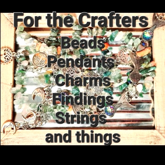 Beads and things shown live - Picture 1 of 1